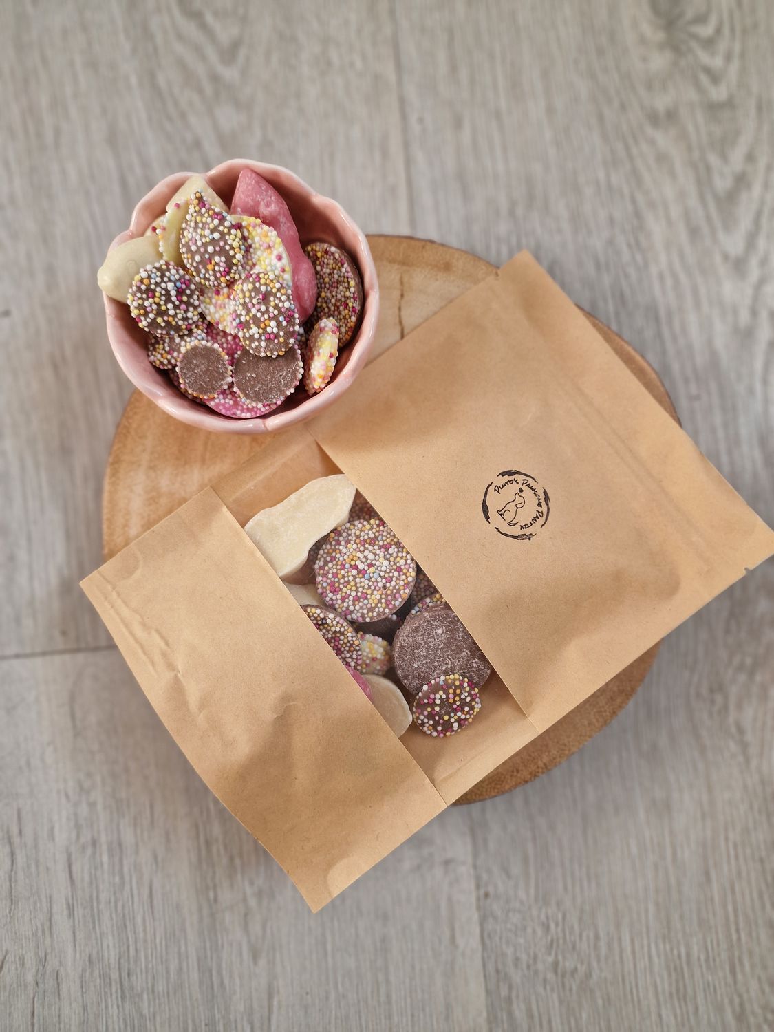Retro doggy choco pic n mix 120g