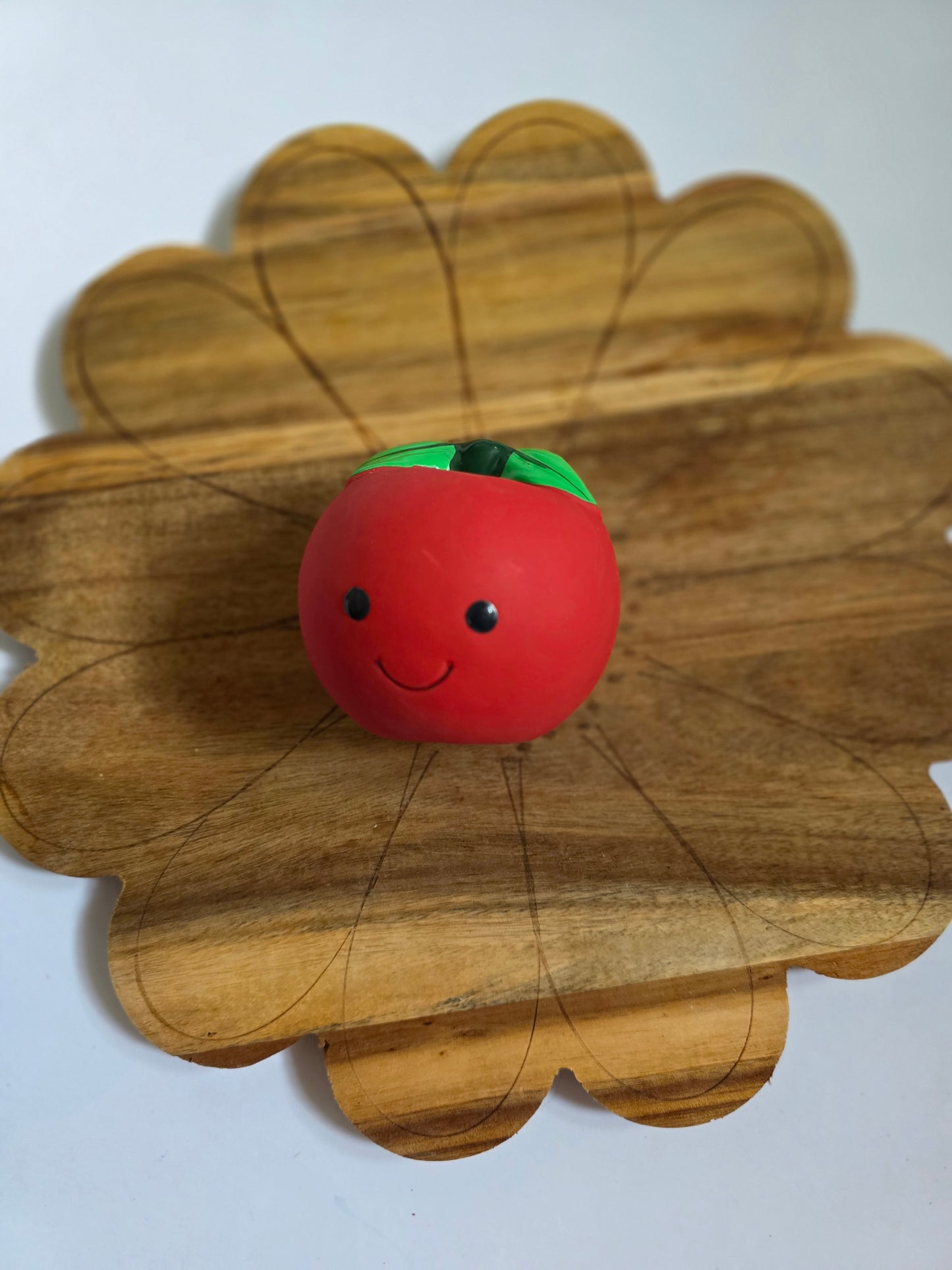 Latex tomato toy