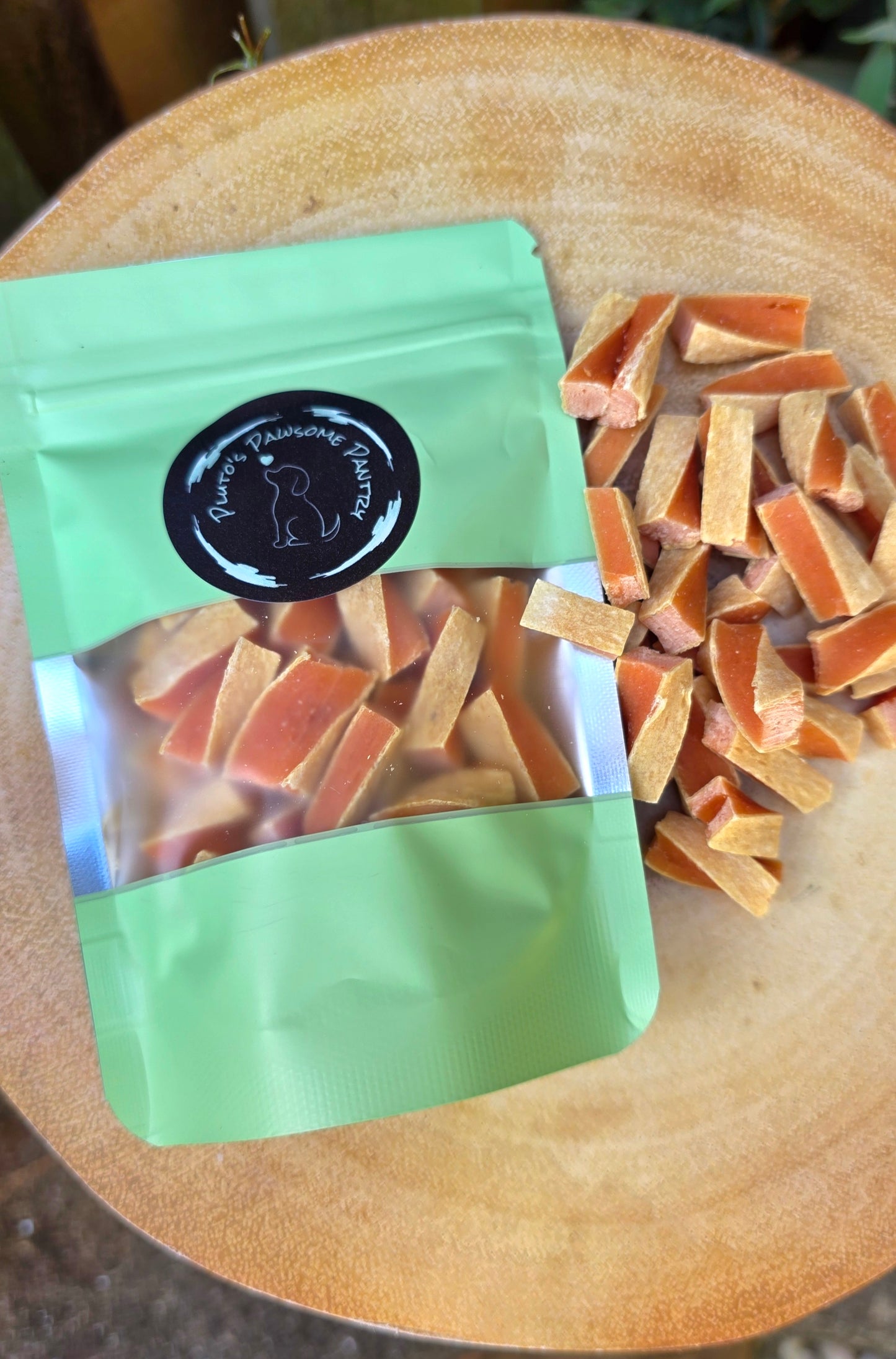 Chicken & fishy twirl bites 50g