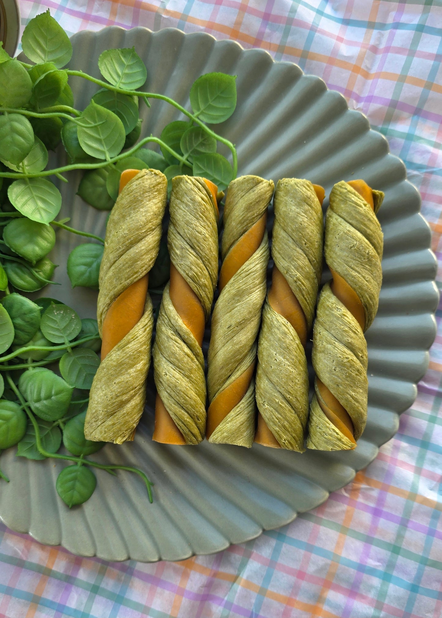 Spinach and Broccoli Puffed Twist