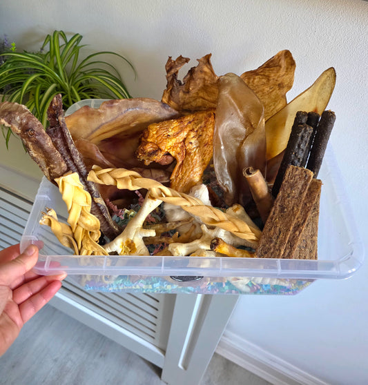 Mega Munch Natural Treat Box