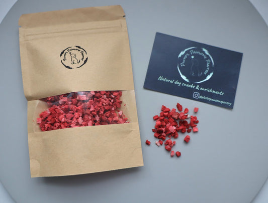 Freeze dried strawberry sprinkles (15g)