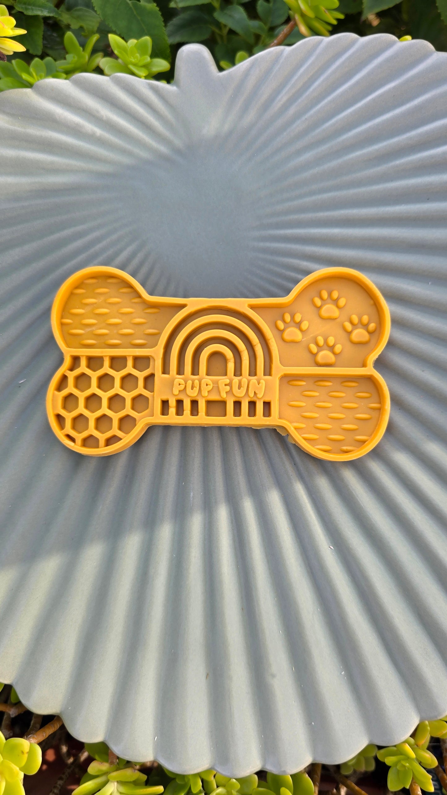 Peanut butter enrichment chew 🥜