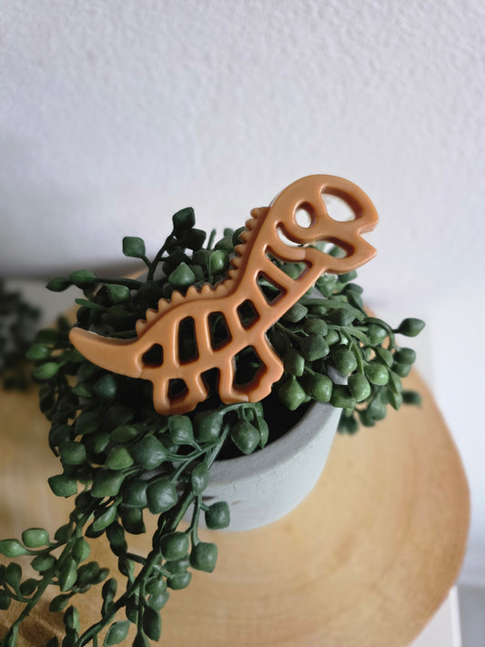 Dip the Diplodocus - Chicken & Peanut butter 🦕
