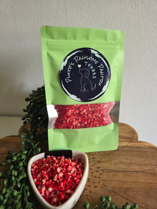 Freeze dried strawberry sprinkles (15g)