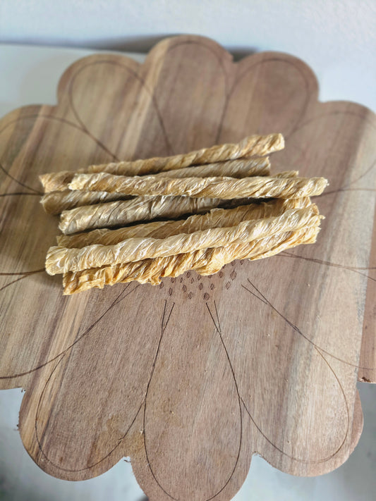 Beef bladder twists
