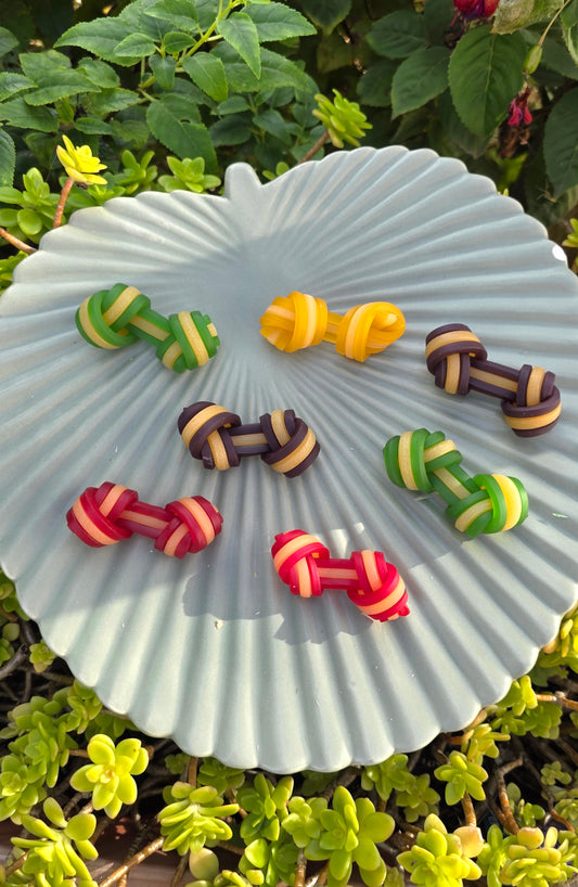 Fruity knot bones 🍏🍌🍓🫐
