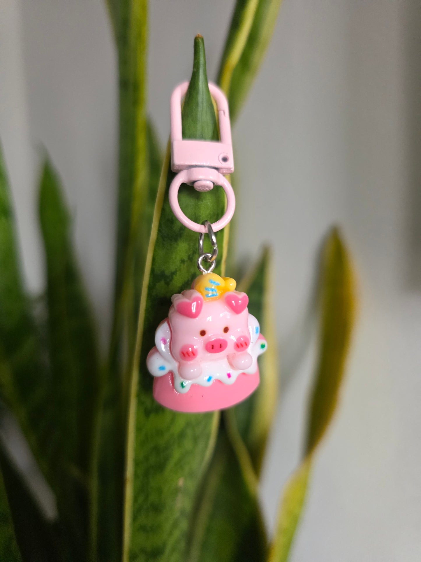 Pluto's piggy pals tags 🐽🐷🐖
