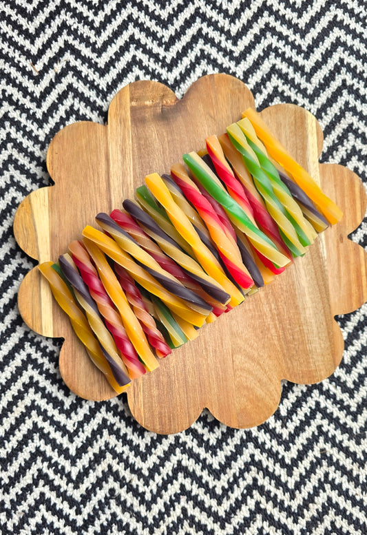 Fruity twirl chews 500g approx 40 pieces 🍓🍐🍏🍌