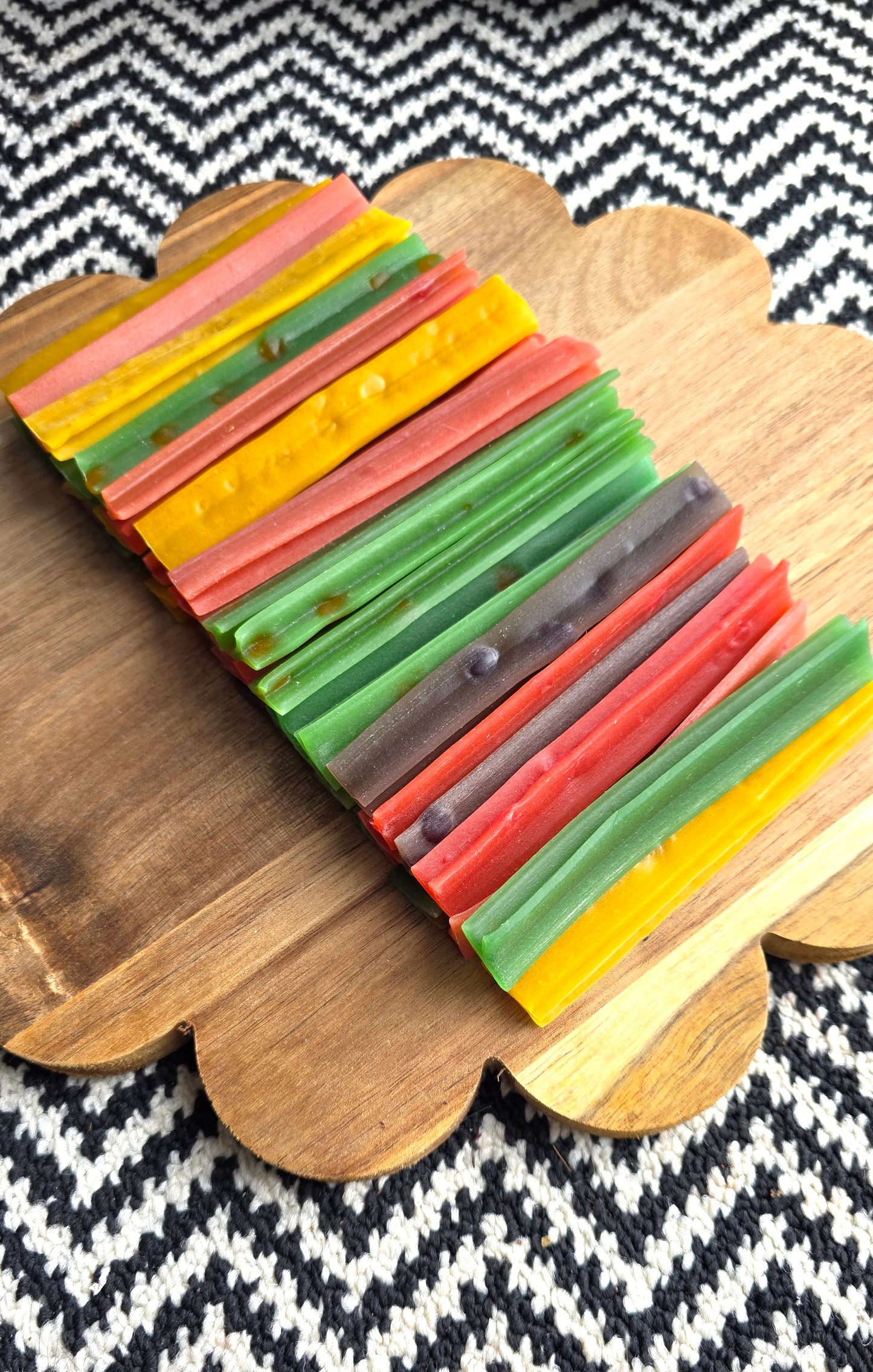 Fruity stick chews 500g bundle approx 43 pieces 🍓🍏🥝🍍🍌